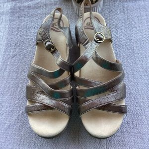 Dansko wedges